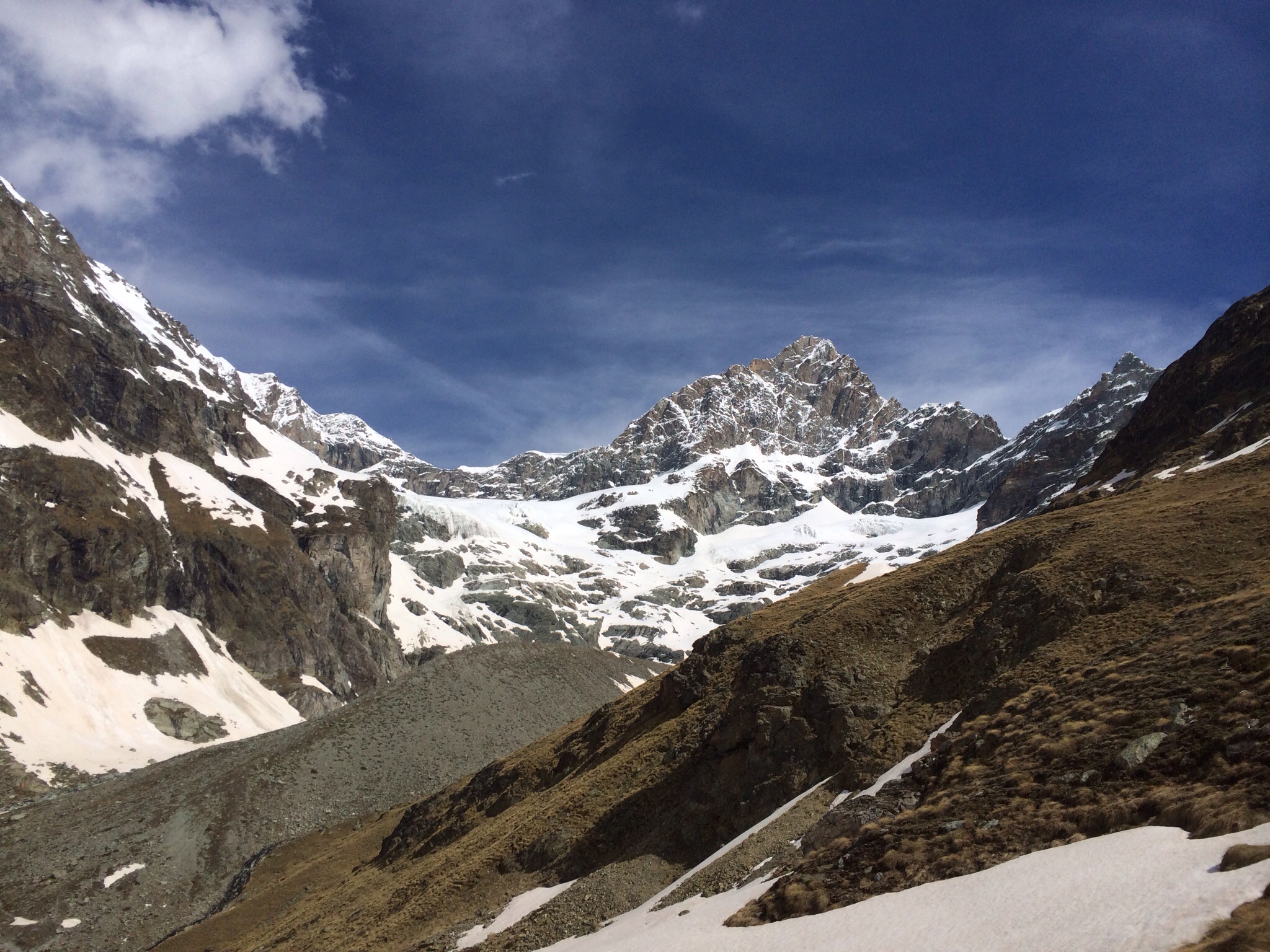 Das Obergabelhorn löst - mit festem Grund unter dem Boden - einen Freudenausbruch aus 