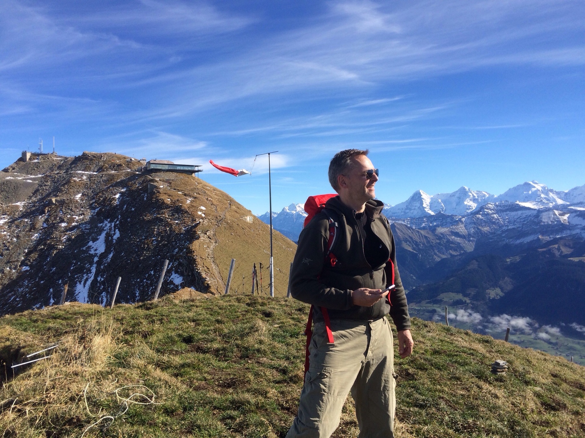 Ruhige (Vor-)Gipfelfreude, ganz oben winkt der Trubel...